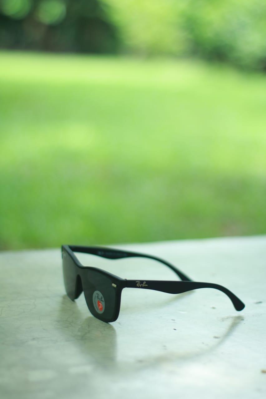 Ray-Ban Polarized Sunglass