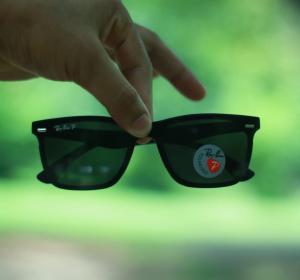 Ray-Ban Polarized Sunglass